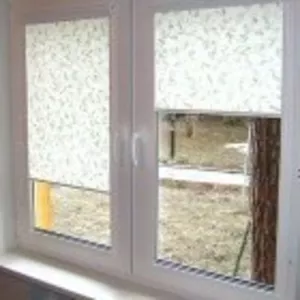 Пластиковые окна из ПВХ и деревянные окна и жалюзи к ним роллеты