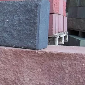 Блоки демлер,  бессер,  цементно-песчаные,  декоративные рваный камень