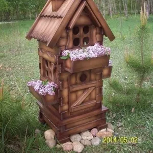 декоративный домик с ящиками для цветов