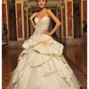 Свадебное платье от Oksana Mukha. 