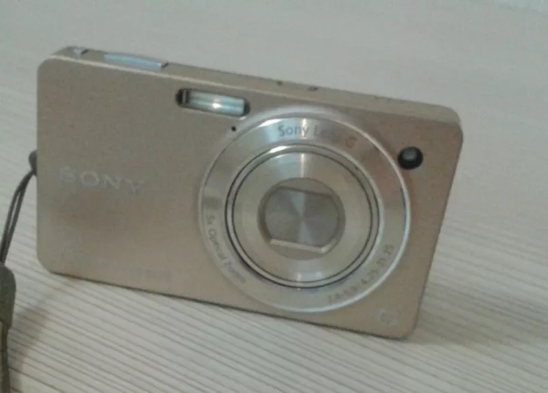 Продаётся фотоаппарат Sony DSC-WX100