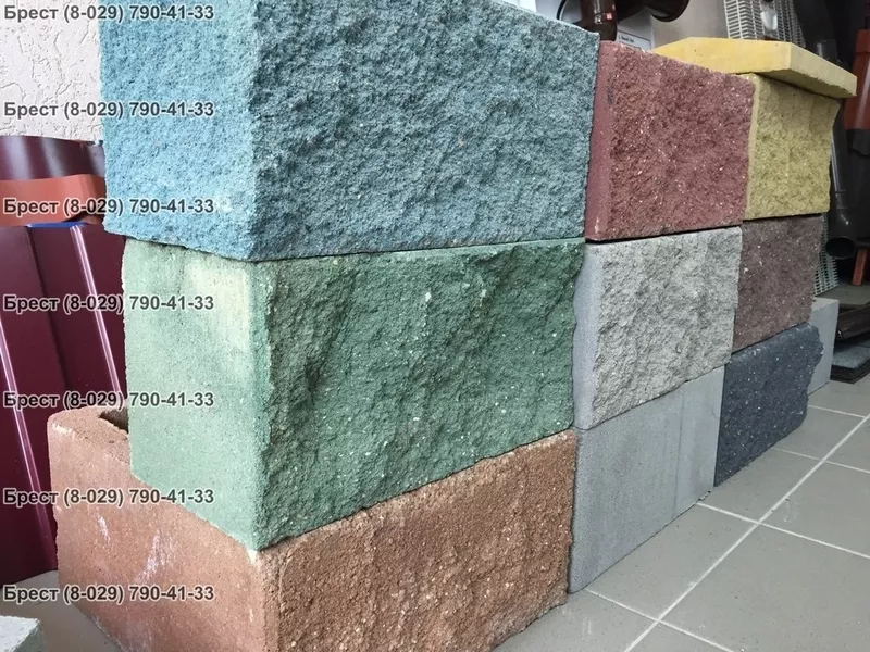 Блок цементно-песчаный декоративный цветной 11