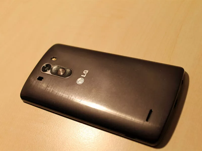 Смартфон LG G3 16GB 2 Gb в хорошем состоянии 3