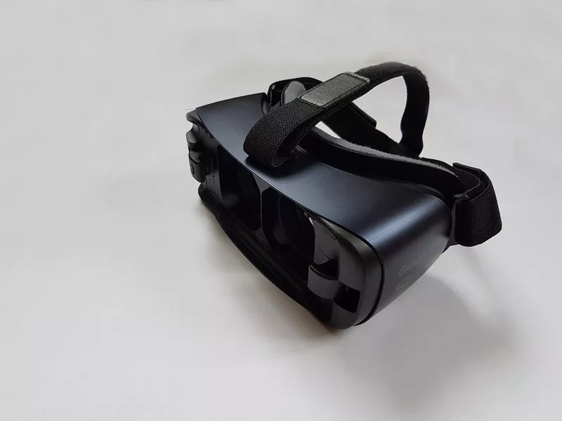 Новые очки виртуальной реальности Samsung Gear VR