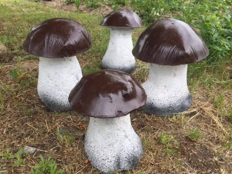Красивые грибочки - декор для дачи,  сада,  участка