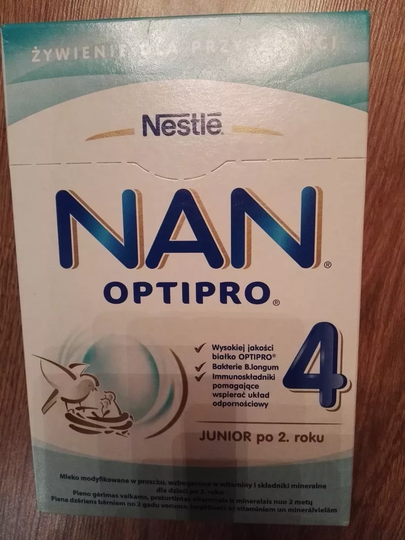Продам смесь NAN 4